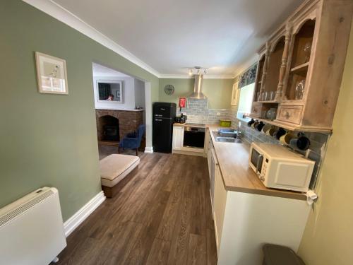 Characterful 3 Bed cottage in Barrow upon Humber