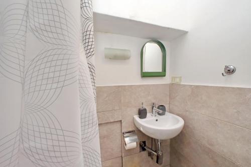 Tevere apartments - image 2