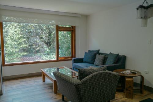 2 double beds