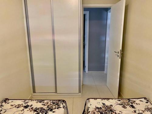 Two-Bedroom Apartment with Balcony image 1