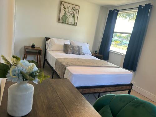 Private Rooms in West Palm Beach - Next to Airport in West Palm Beach, USA