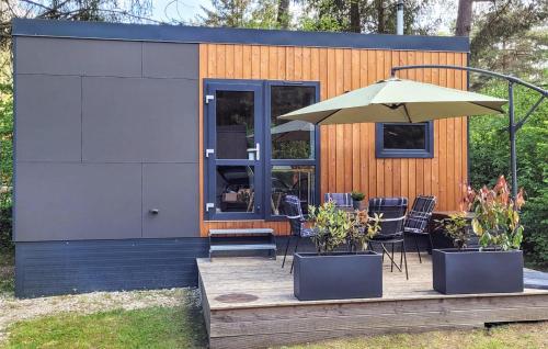 One-Bedroom Holiday Home