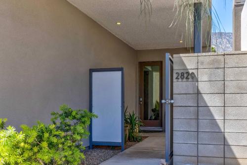 Condo 2829 S. Palm Canyon Dr Palm Springs in Palm Springs, USA