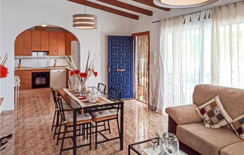Awesome home in Torrox w/ Outdoor swimming pool WiFi and Outdoor swimming pool - image 3