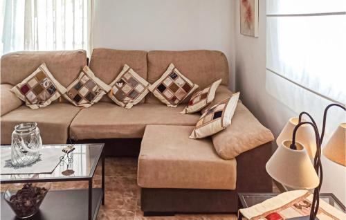 Awesome home in Torrox w/ Outdoor swimming pool WiFi and Outdoor swimming pool - image 13