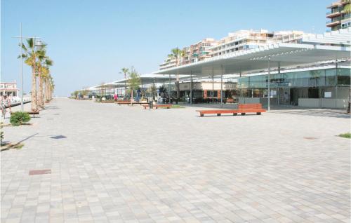 Two-Bedroom Apartment in Santa Pola - image 8