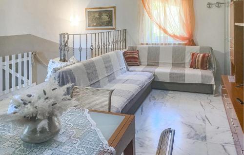  Stunning Apartment In Magliano in Magliano