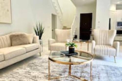 Spacious 4BR/4BA Home in Irvine in Irvine, Vereinigte Staaten von Amerika
