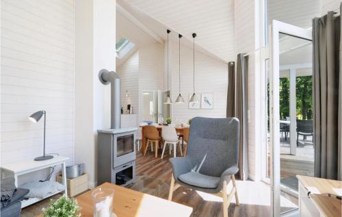 Lovely Home In Krems Ii-warderbrck With Sauna