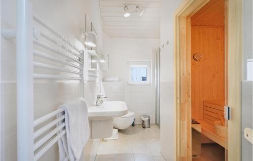 Lovely Home In Krems Ii-warderbrck With Sauna