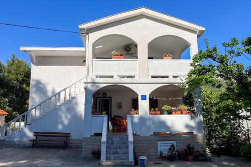 Apartments Franjo - image 4