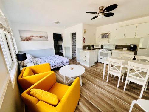 Deluxe Family Suite