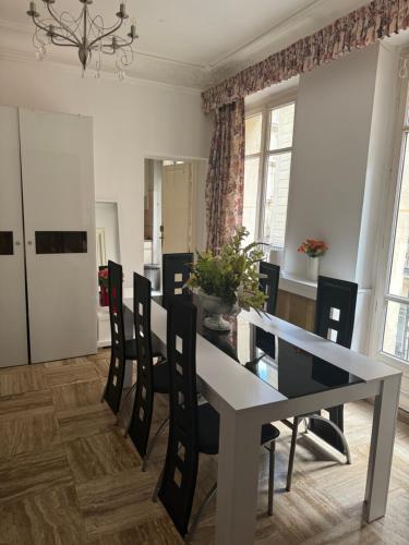 2 chambres pour 4 personnes - Pension de famille - Paris