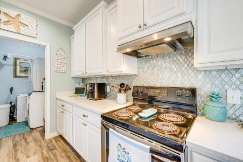 Rockport Vacation Rental about 1 Mi to Marina! in Rockport, USA
