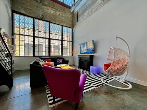 Kings Island Loft with Brewery, River, and Bike Trail in Maineville, USA