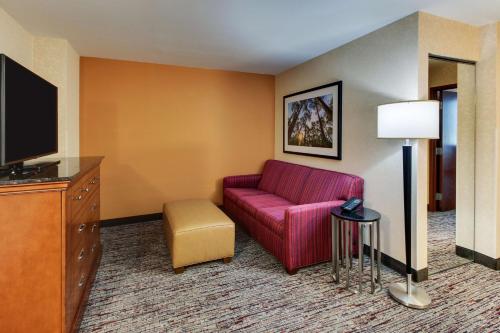 Drury Inn & Suites Meridian