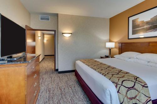 Drury Inn & Suites Meridian