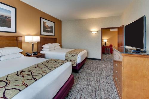 Drury Inn & Suites Meridian