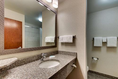 Drury Inn & Suites Meridian