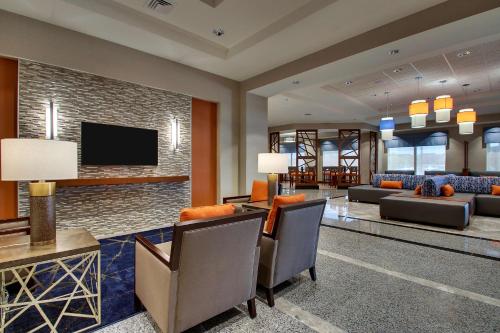 Drury Inn & Suites Iowa City Coralville - image 11