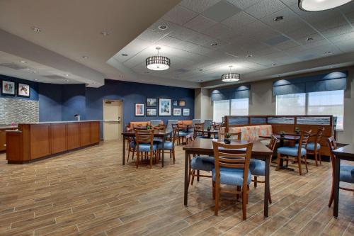 Drury Inn & Suites Iowa City Coralville