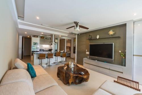 An Iconic beachfront apartment- Peninsula Resort in Nuevo Vallarta , Mexico