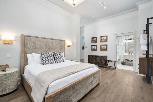 The Flying Fifty Hotel in Cullman, USA