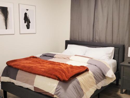 Lovely Modern 2 Bedroom Basement Suite