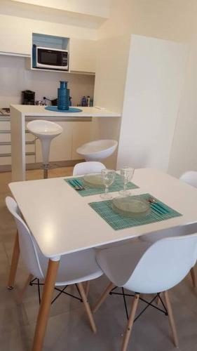 One-Bedroom Apartment image 10