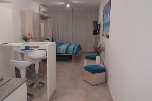 One-Bedroom Apartment image 1