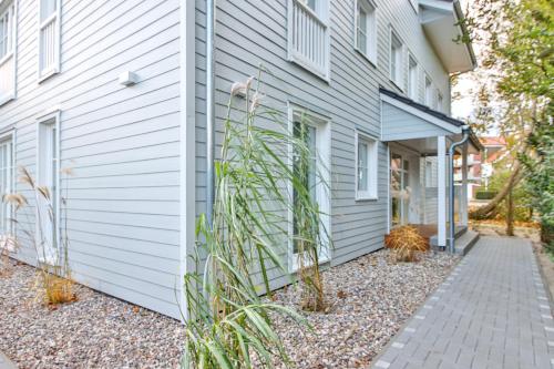 Apartment with Balcony image 2
