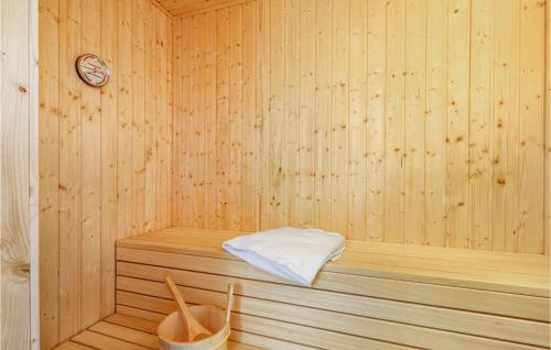 Lovely Home In Krems Ii-warderbrck With Sauna