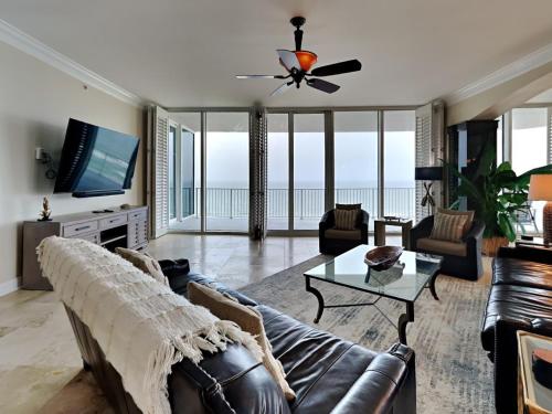 Mediterranean #1002W