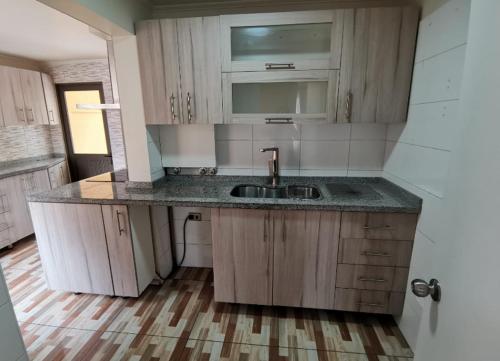 Pieza doble con baño privado sector residencial (Pieza doble con bano privado sector residencial) in 콘셉시온