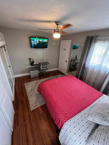 Spanish Style House - Free Parking in Miami, USA