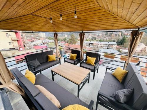 陽台/露台, Borjomi inn in 博爾若米