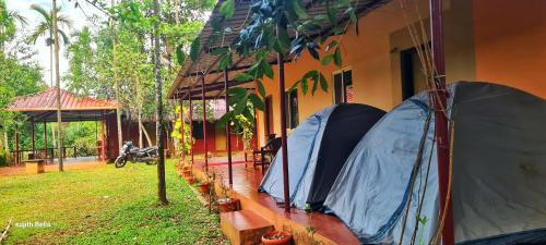 Isiri river side stay