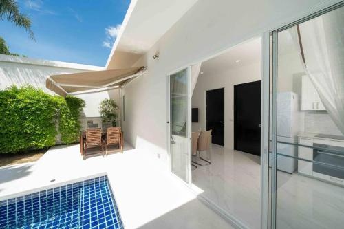 Brand New 3 Bedrooms private Pool Villa Rawai A