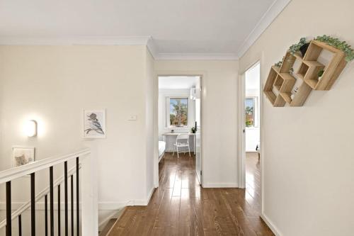 Cozy Double Room in Panania - Close to Stations & Stores - Shared Bathroom - Englorie Park