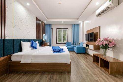 room detail thumbnail 1