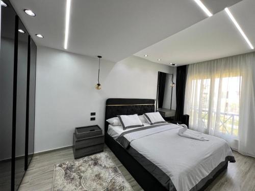 Twin house 4 master Bedrooms premium mountain view Ras Elhikma in Zawiyat Ailat Nuh