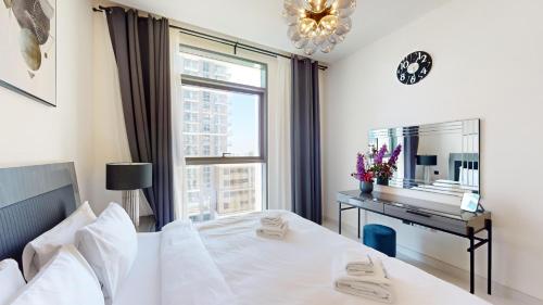 Primestay - 1BR in Marina Vista - Dubai Harbour - image 4