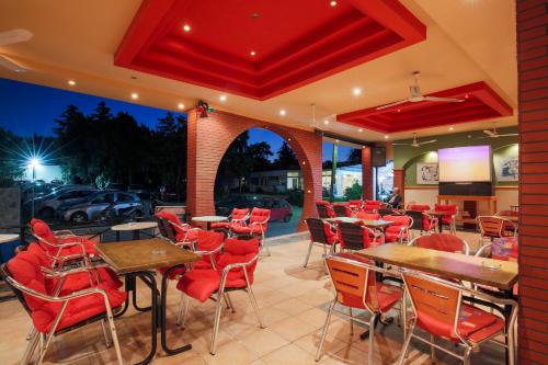Saint Amon Hotel - image 9