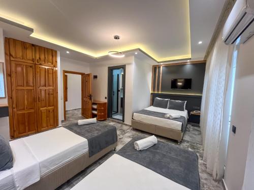 Rain Hotel in คิซคาเลซี