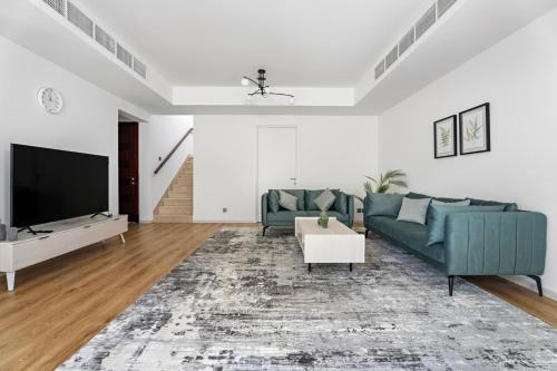 Whole 3 BR with Maids Room House - The Springs - Privat Garden, Dubaï (photo 4)