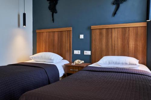 Standard Double or Twin Room with Sea View image 10