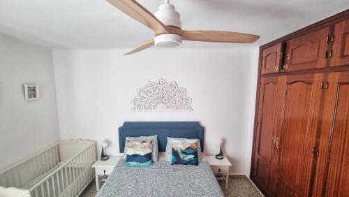 Beachfront apartment Madrid 709 - Tap to explore photos