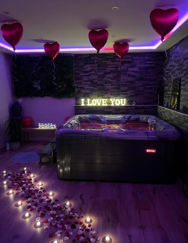 Pezsgőfürdő, Zen&spa appartement avec jacuzzi et sauna privatif in Burnhaupt-le-Haut