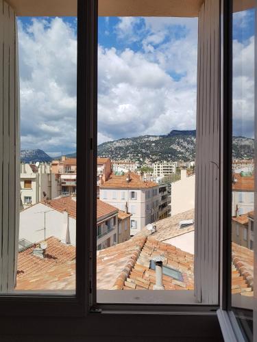 Private room with mountain view - Chambre d'hôtes - Toulon