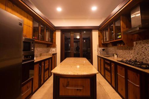 Luxury Hill Top Apartment by EWA Properties in Urwa